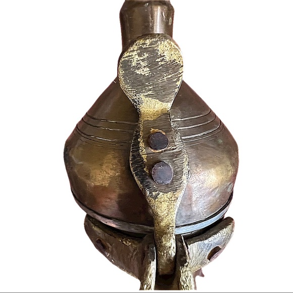 ANTIQUE ISLAMIC EWER - Picture 15 of 16